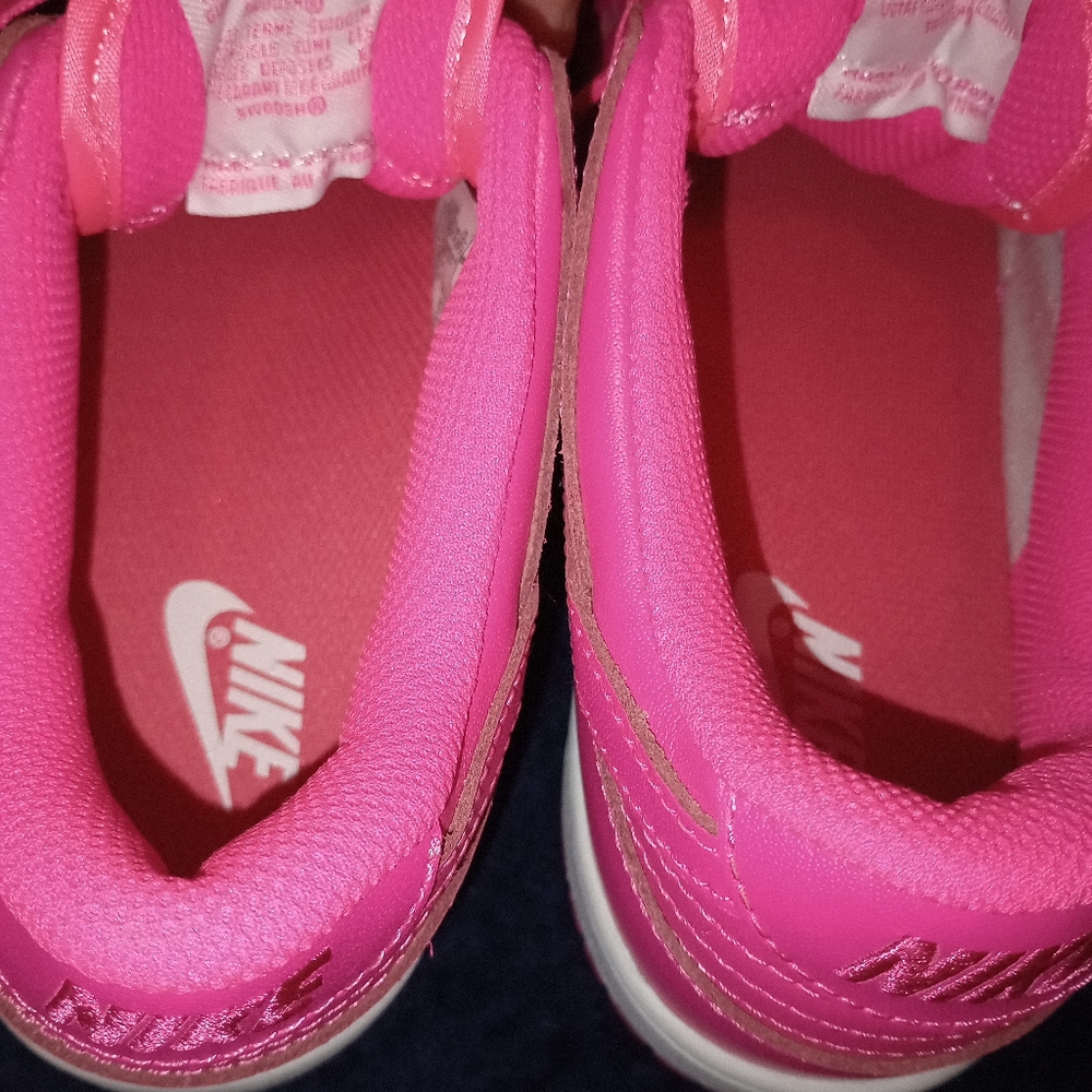 New Nike Dunk Low Hyper Pink Womens size 8 - Picture 11 of 12